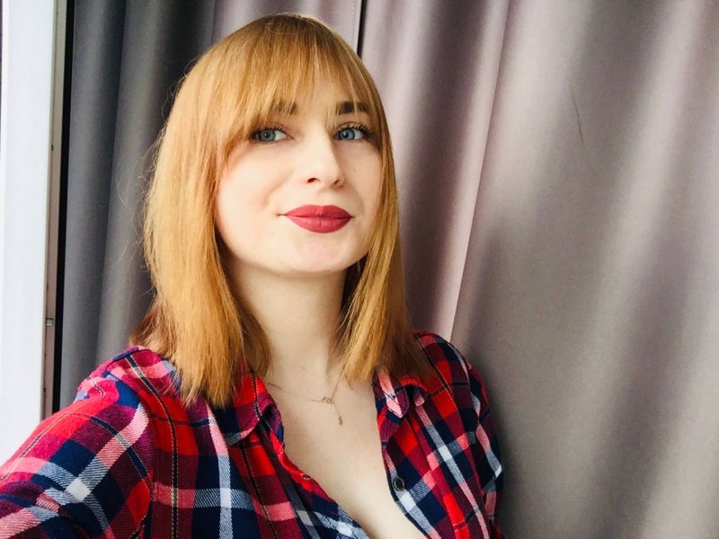 Aliciaredluv live stream preview