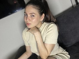 Julisinangel live stream preview
