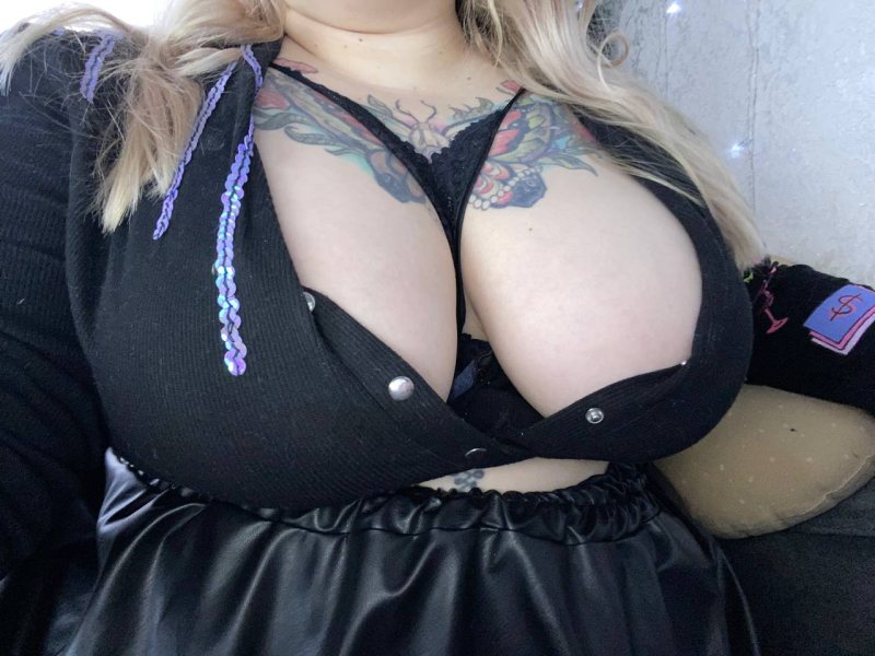 KaterinaDell live stream preview