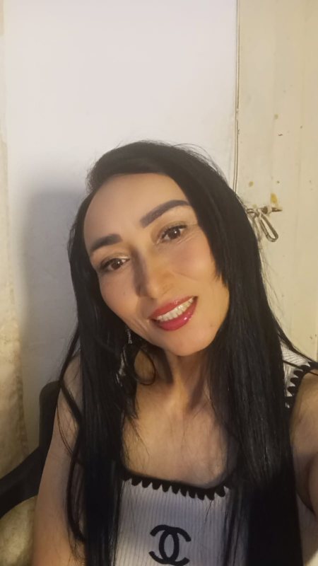 Laravelaa live stream preview