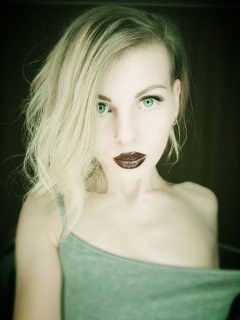 LiluDallass live cam