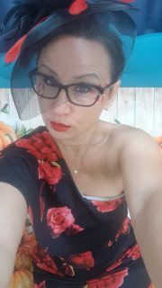 Nicolle49